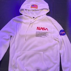 WHITE PATCHED NASA ZAFUL SWEATER